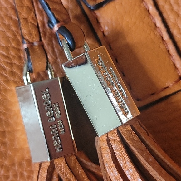 Henri Bendel Leather purse - Picture 5 of 10